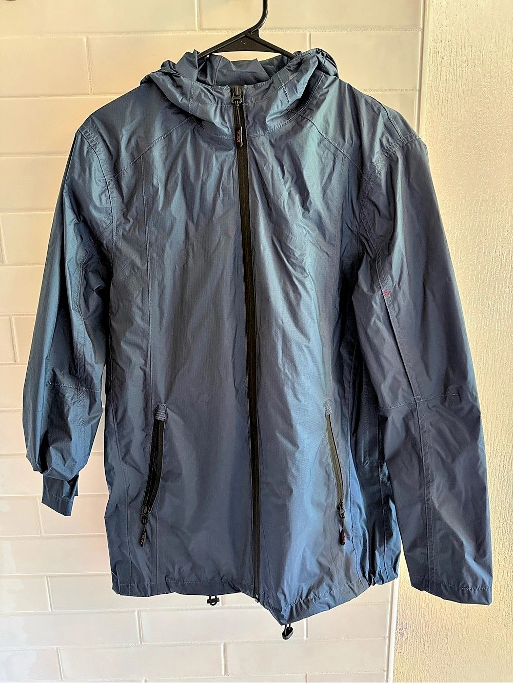 Tumi PAX Menβs Lightweight Hooded Jacket Size Small